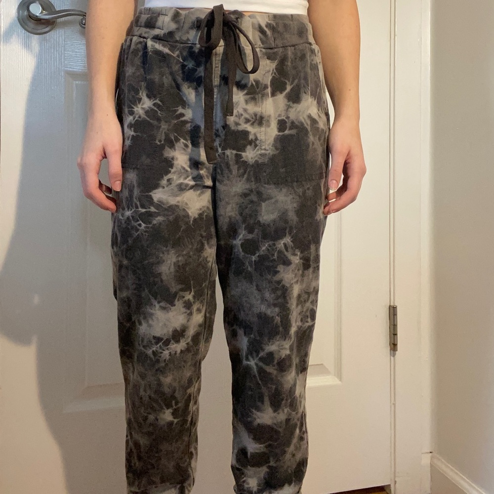 Smoke pattern black size XS sweatpants